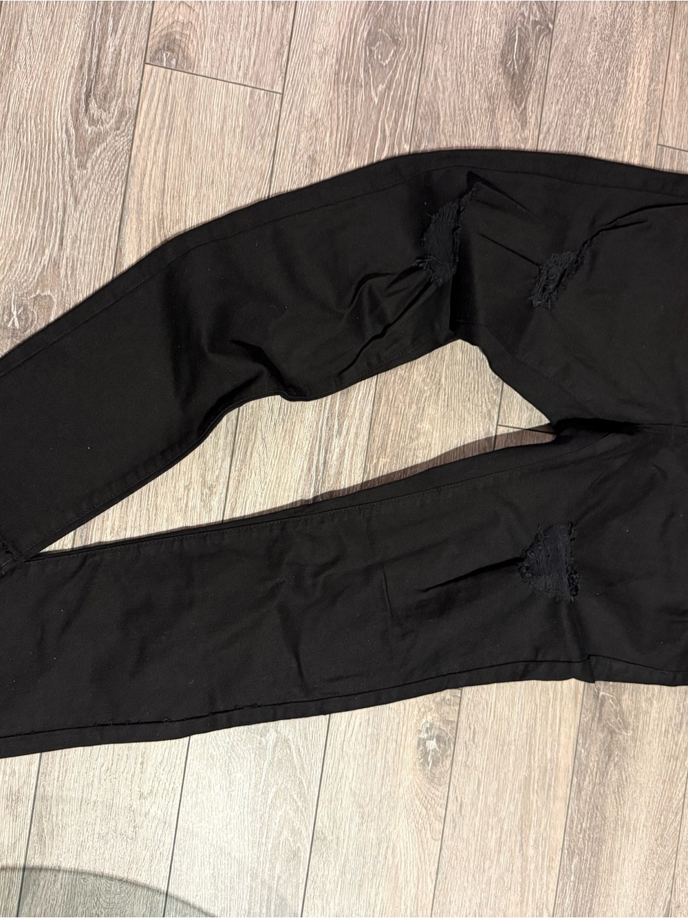 GUESS Black Modern Skinny Jeans - Picture 5 of 9